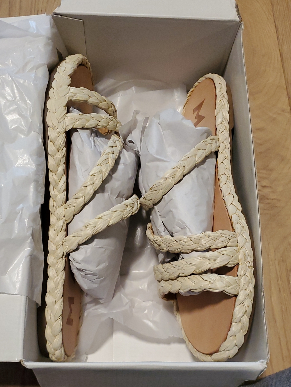 NEW Manebi Tie Up Rope Sandals size 39